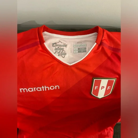 Marathon Authentic FPF Peru National Team 2018 / 2019 Away Jersey Men’s Sz: M - Picture 3 of 9